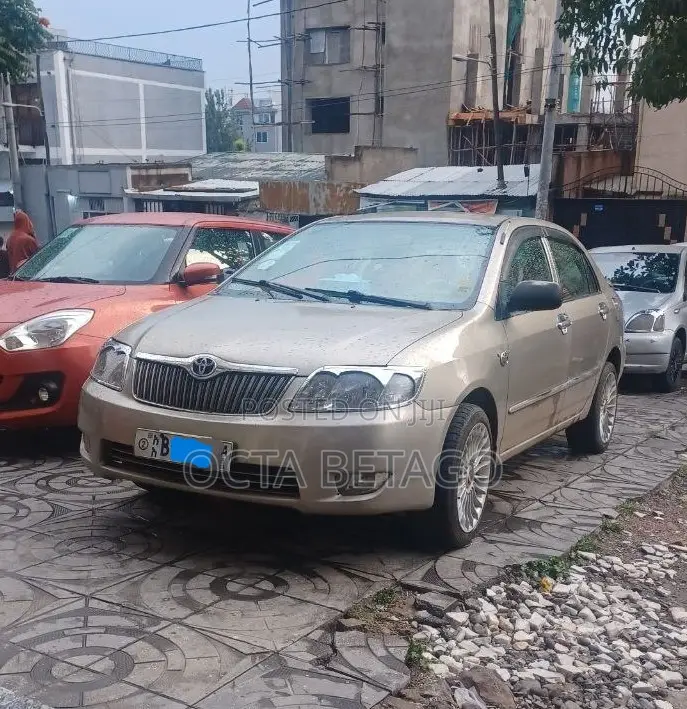 Toyota Corolla 2007 Gold