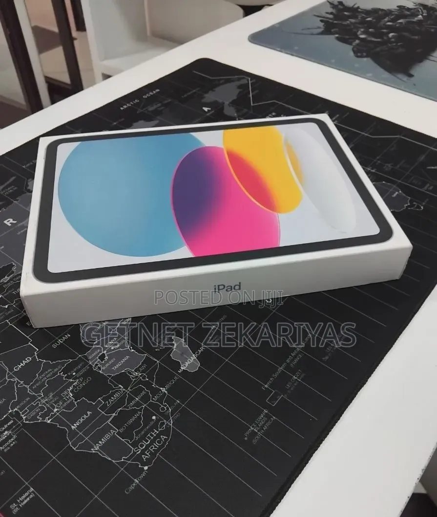 New Apple iPad (2025) 128 GB