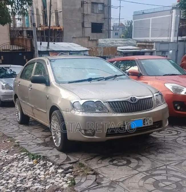 Toyota Corolla 2007 Gold
