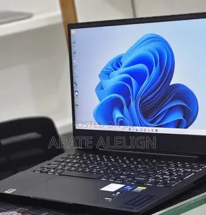 New Laptop HP Omen 16 16GB Intel Core i9 SSD 512GB