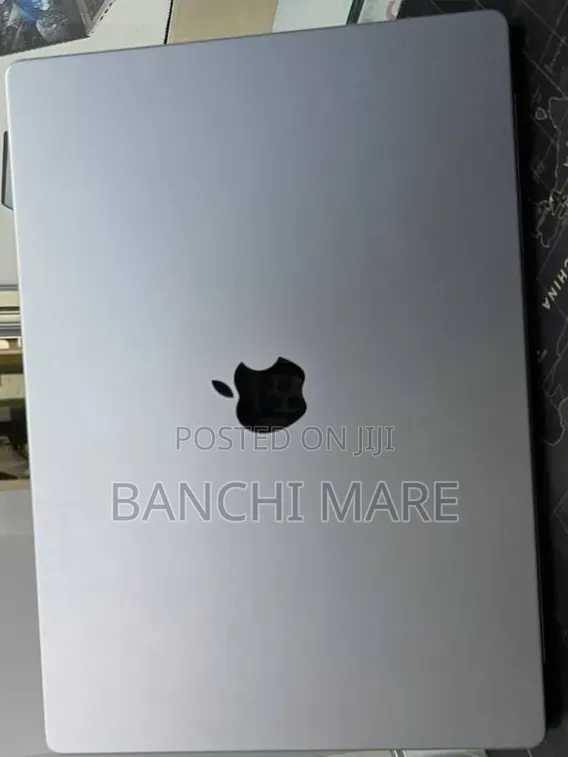 New Laptop Apple MacBook Pro 2021 M1 32GB Apple M1 Pro SSD 512GB