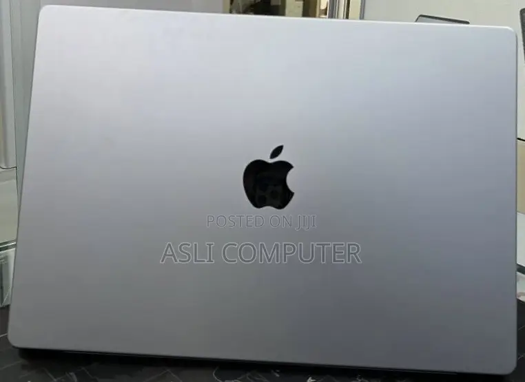 New Laptop Apple MacBook Pro 2021 M1 32GB Apple M1 Pro SSD 512GB