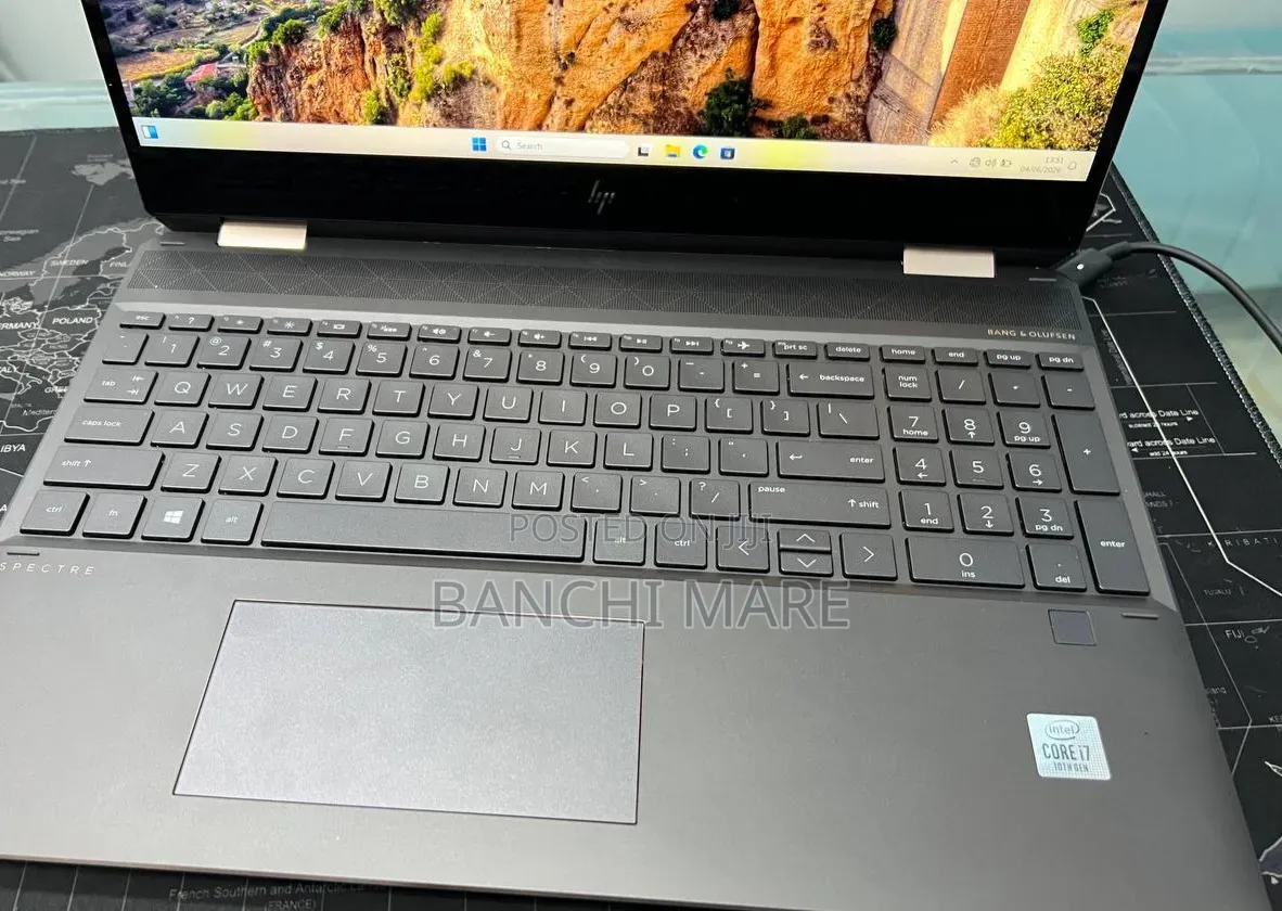 New Laptop HP Spectre 16GB Intel Core i7 SSD 512GB