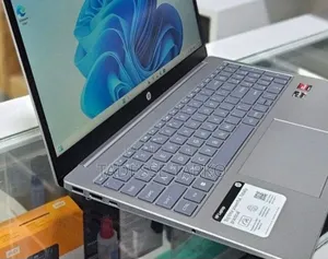 New Laptop HP Stream Notebook 16GB AMD Ryzen 5 SSD 256GB