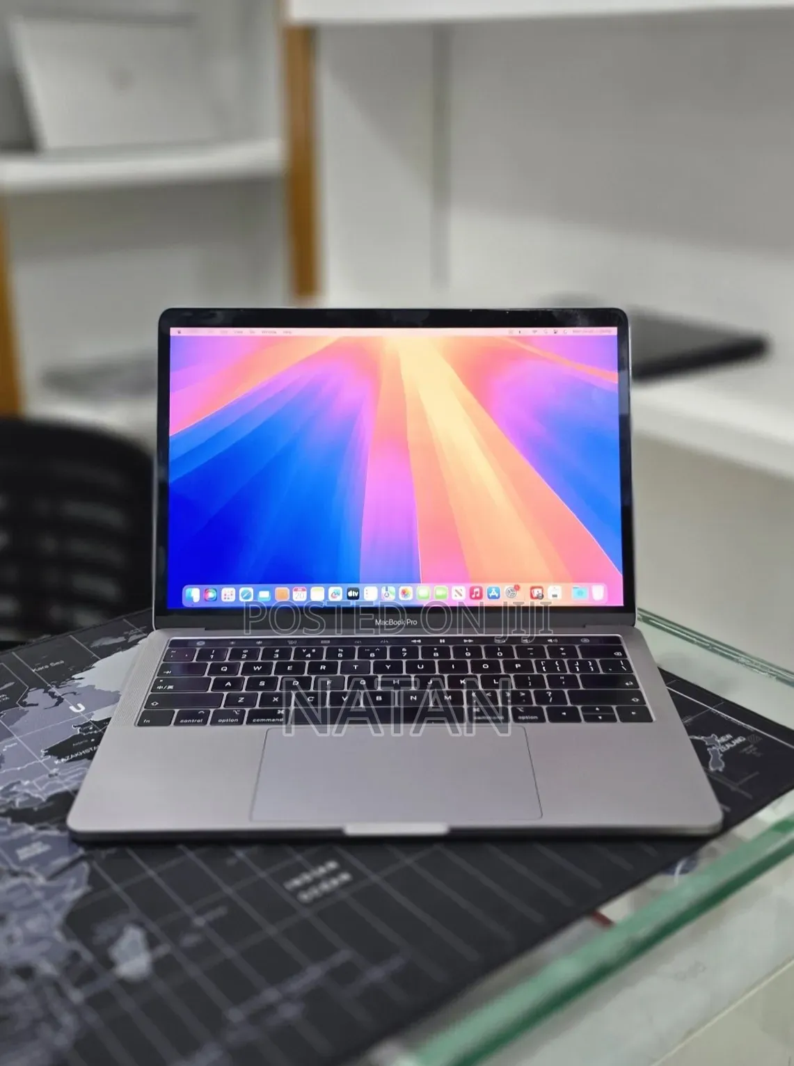 New Laptop Apple MacBook Pro 2019 16GB Intel Core i7 SSD 256GB