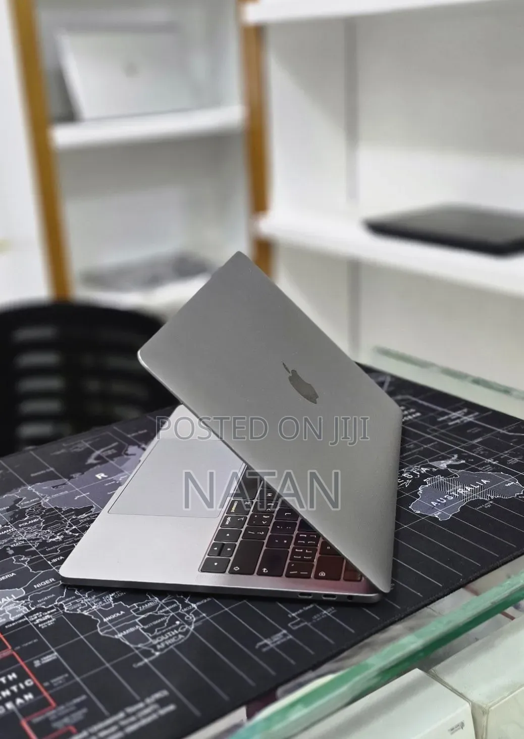 New Laptop Apple MacBook Pro 2019 16GB Intel Core i7 SSD 256GB
