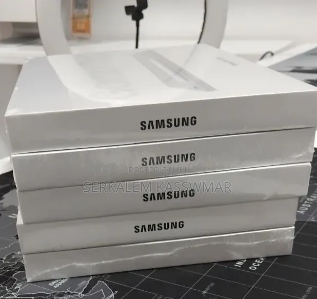 New Samsung Galaxy Tab S10 FE 128 GB Gray
