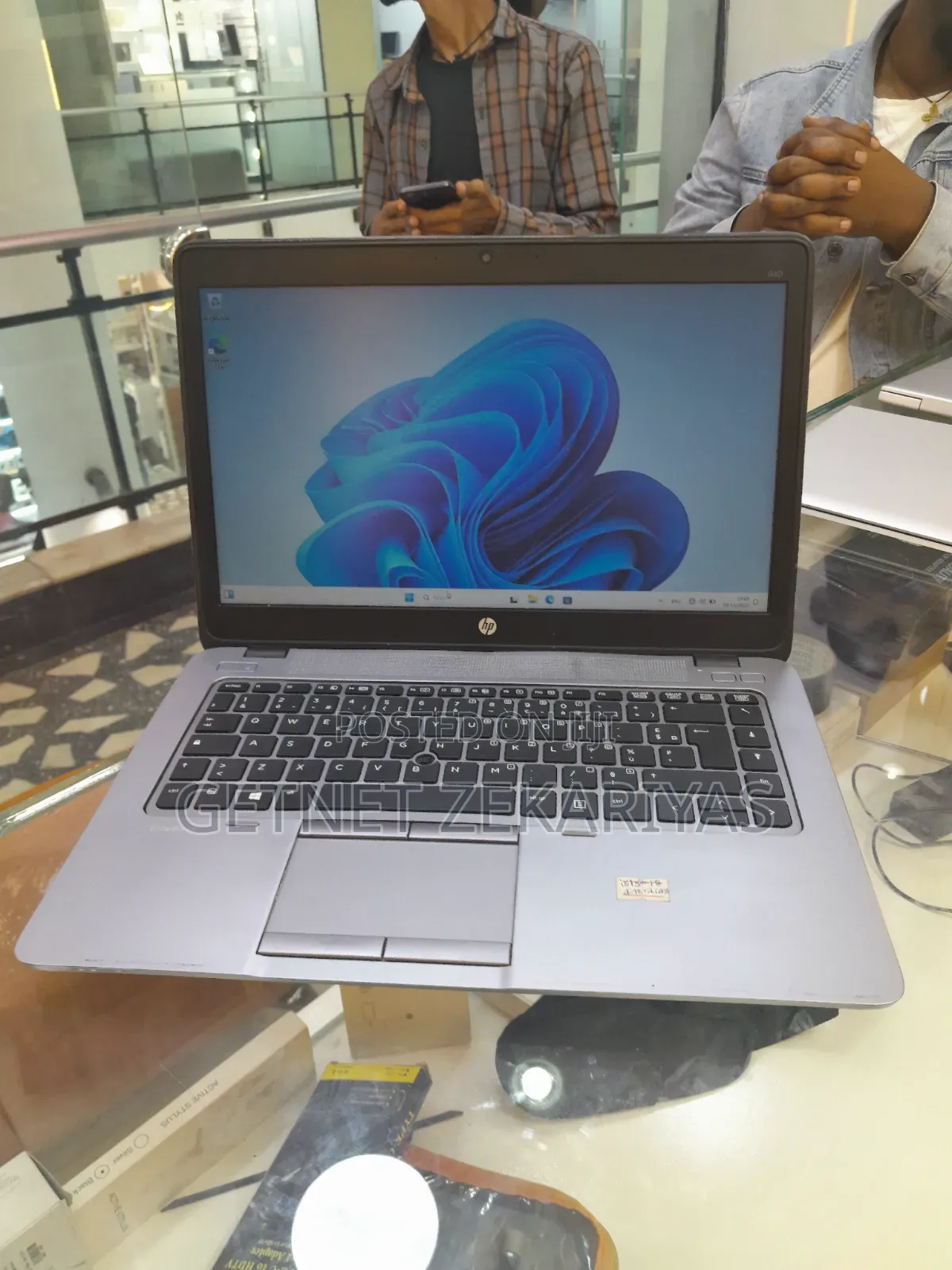 New Laptop HP EliteBook 840 G2 8GB Intel Core i5 HDD 1T