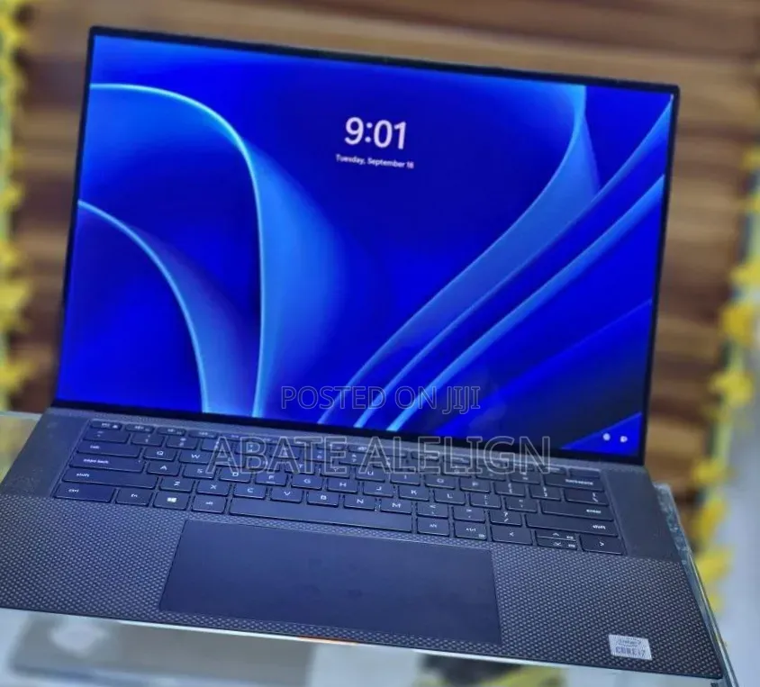 New Laptop Dell XPS 15 16GB Intel Core i7 SSD 512GB