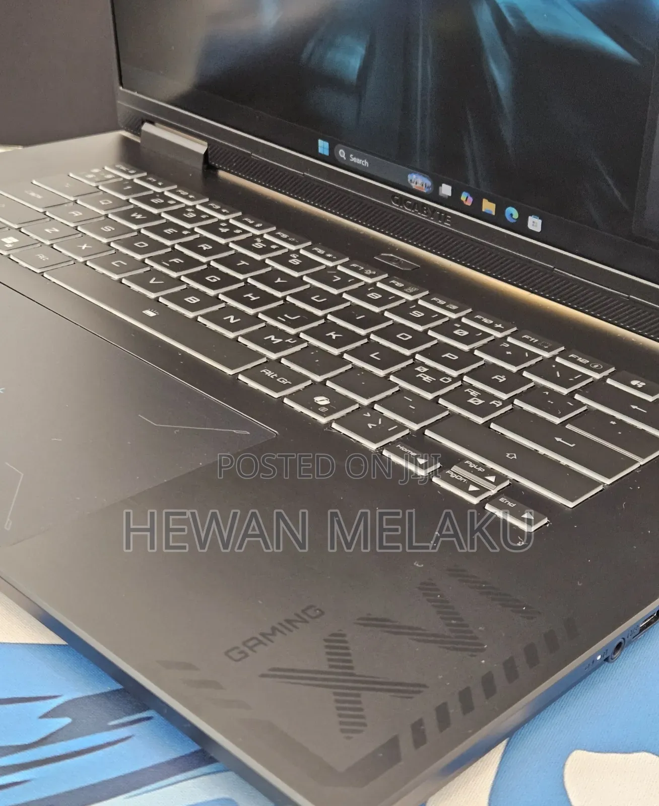New Laptop Gigabyte AERO 16 16GB Intel Core i7 SSD 1T