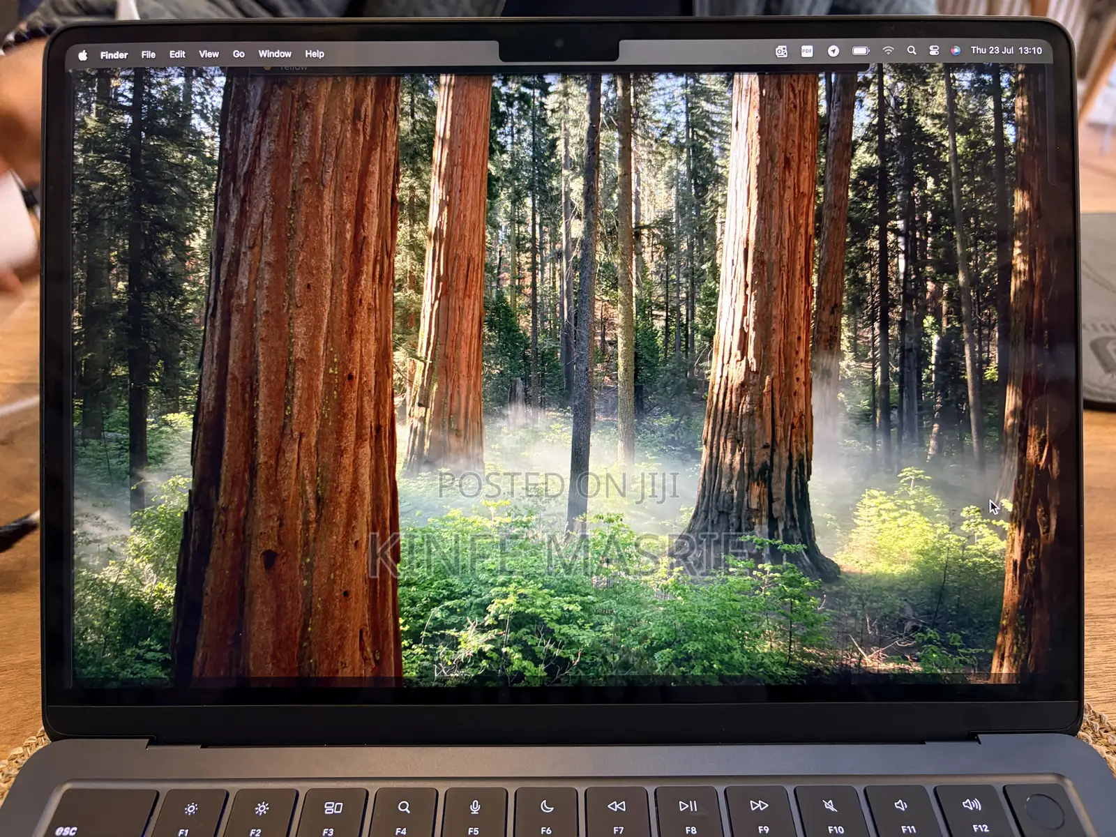 New Laptop Apple MacBook Air 2025 M4 16GB Apple M4 SSD 256GB