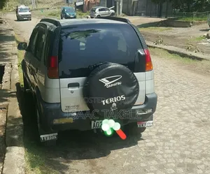 Daihatsu Terios CL 1998 Silver
