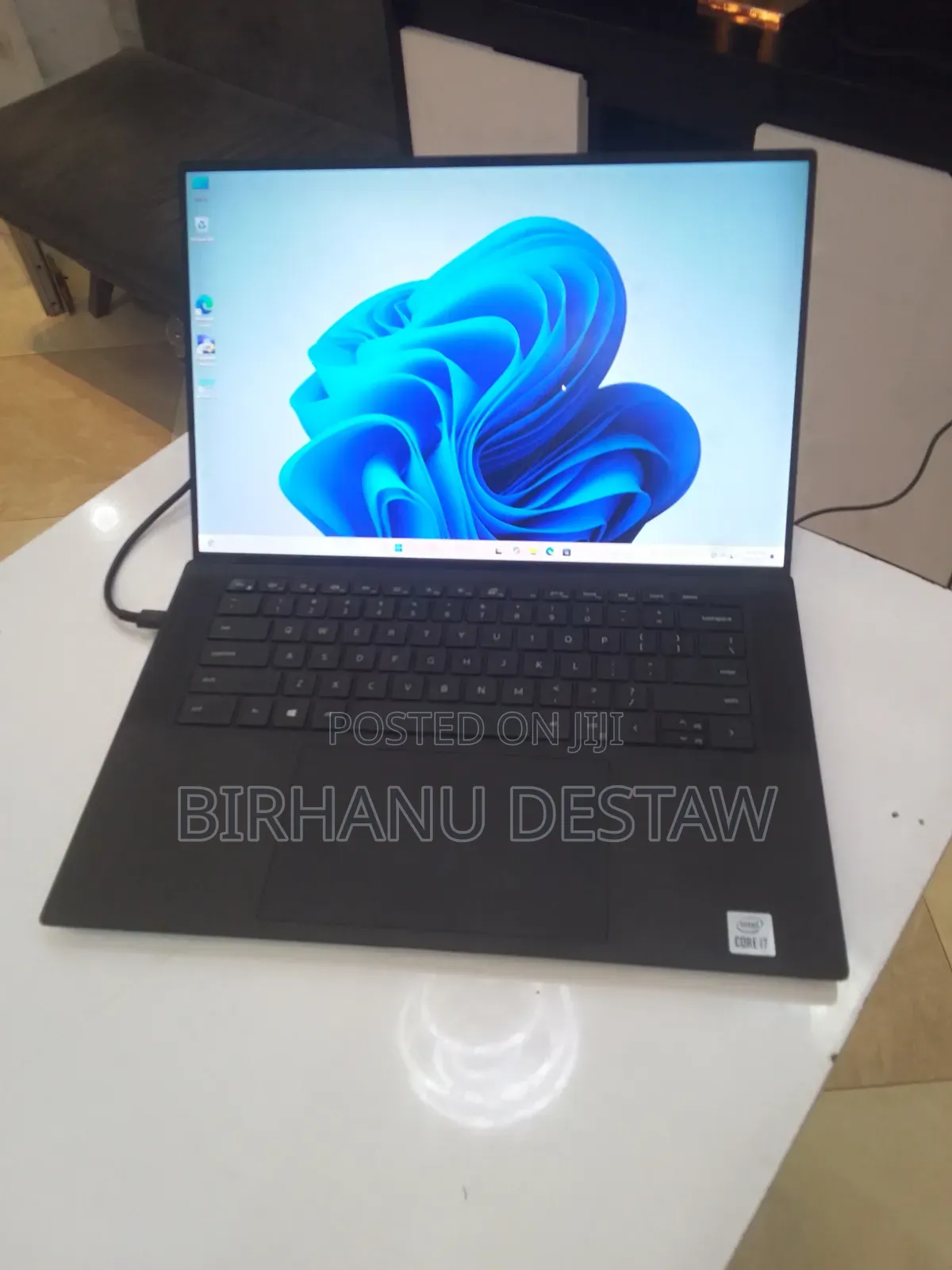 New Laptop Dell XPS 15 16GB Intel Core i7 SSD 512GB