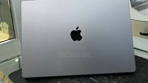 New Laptop Apple MacBook Pro 2021 M1 32GB Apple M1 Pro SSD 512GB