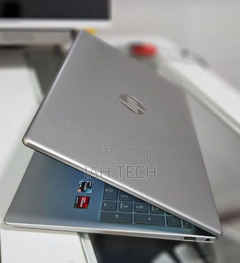 New Laptop HP Stream Notebook 16GB AMD Ryzen 5 SSD 256GB