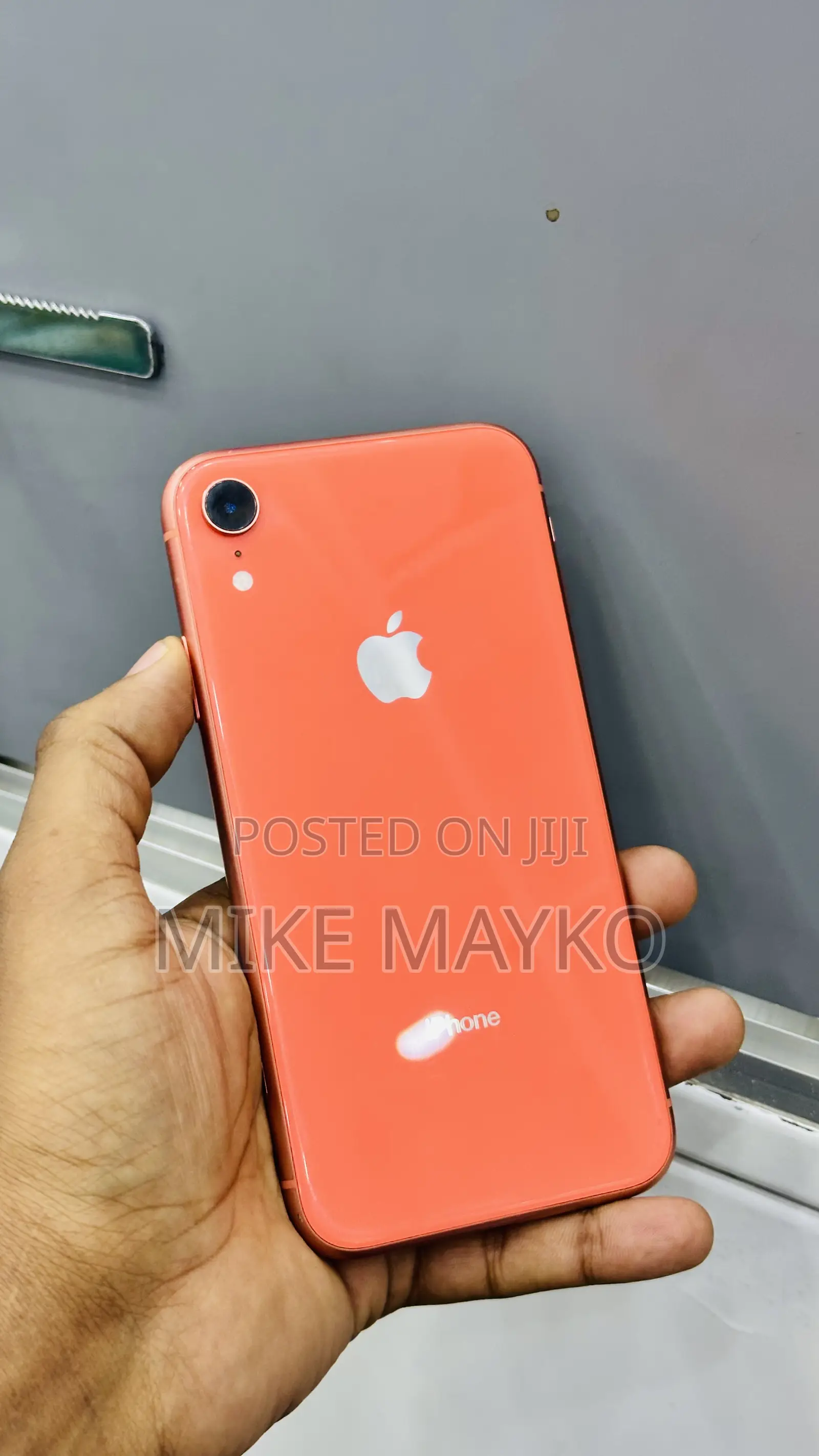 Apple iPhone XR 64 GB Orange
