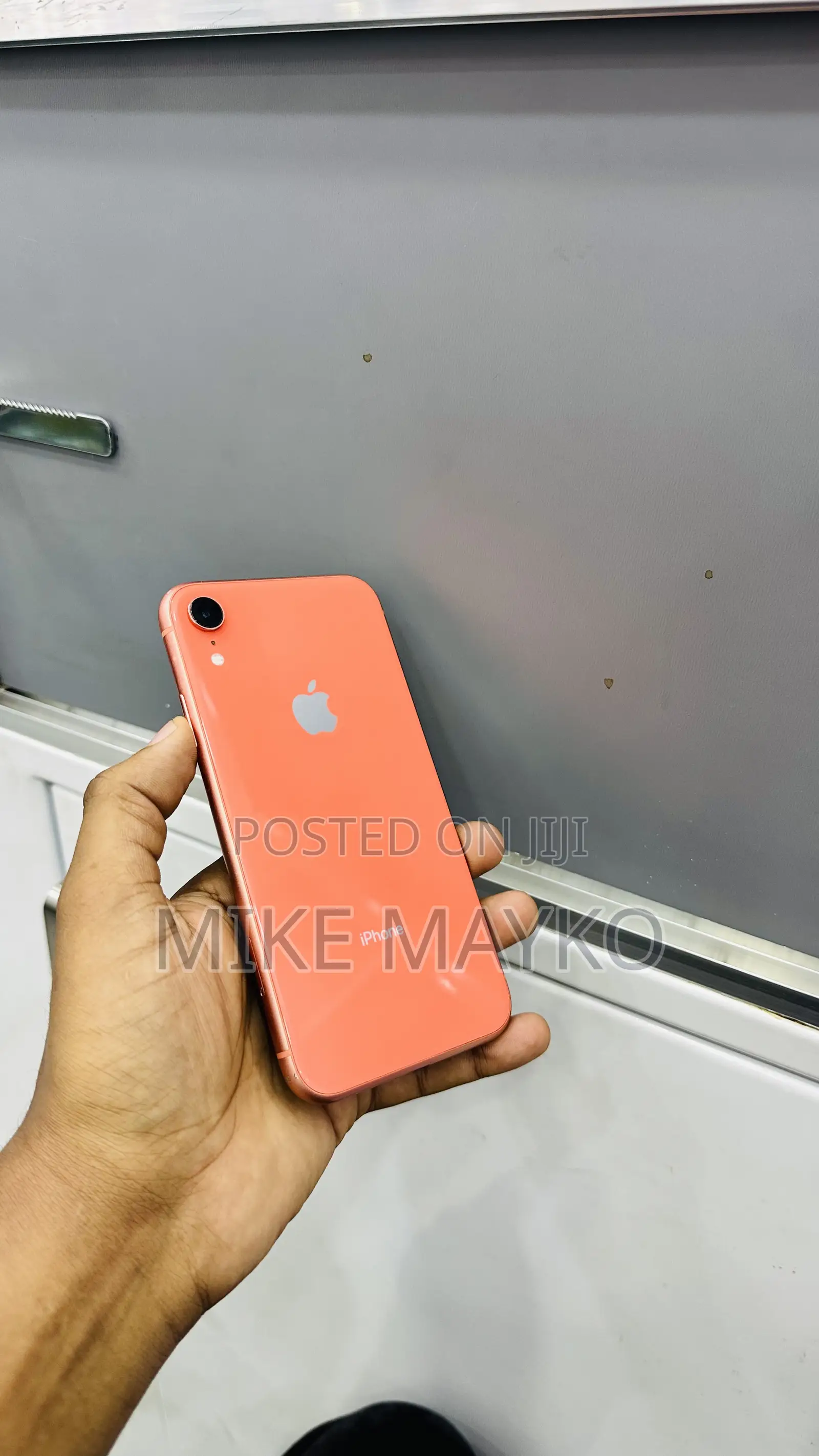 Apple iPhone XR 64 GB Orange