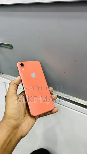 Apple iPhone XR 64 GB Orange