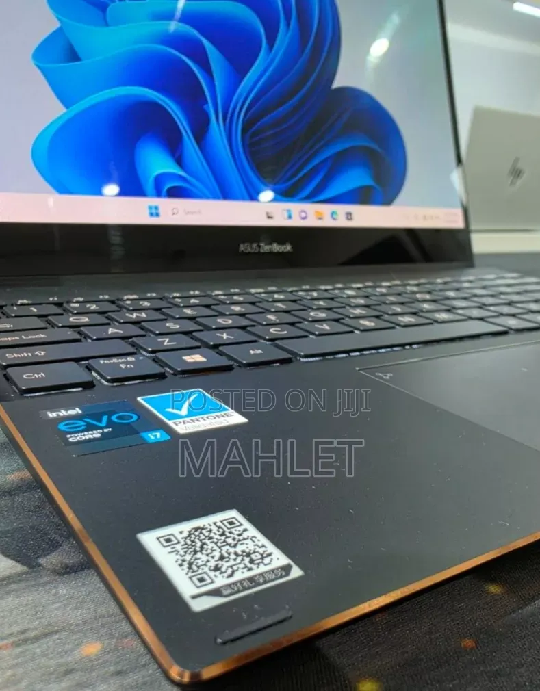 New Laptop Asus ZenBook UX32VD 16GB Intel Core i7 SSD 512GB