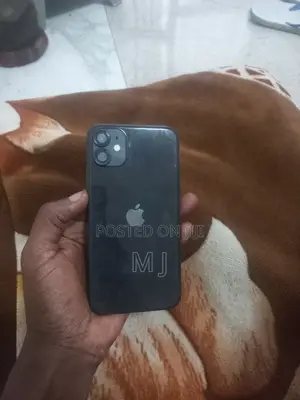 Apple iPhone 11 128 GB Black