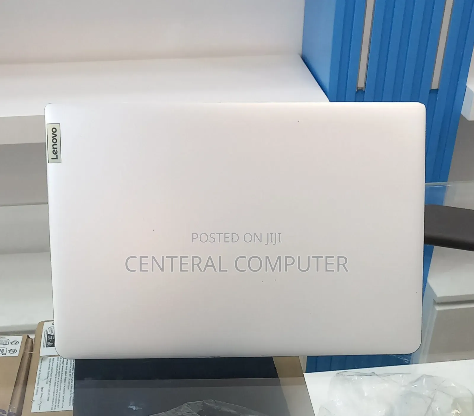 New Laptop Lenovo Ideapad 3 4GB Intel Core i3 SSD 60GB