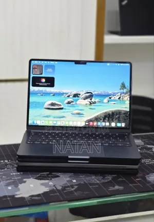 New Laptop Apple MacBook Air 2025 M4 16GB Apple M4 SSD 256GB