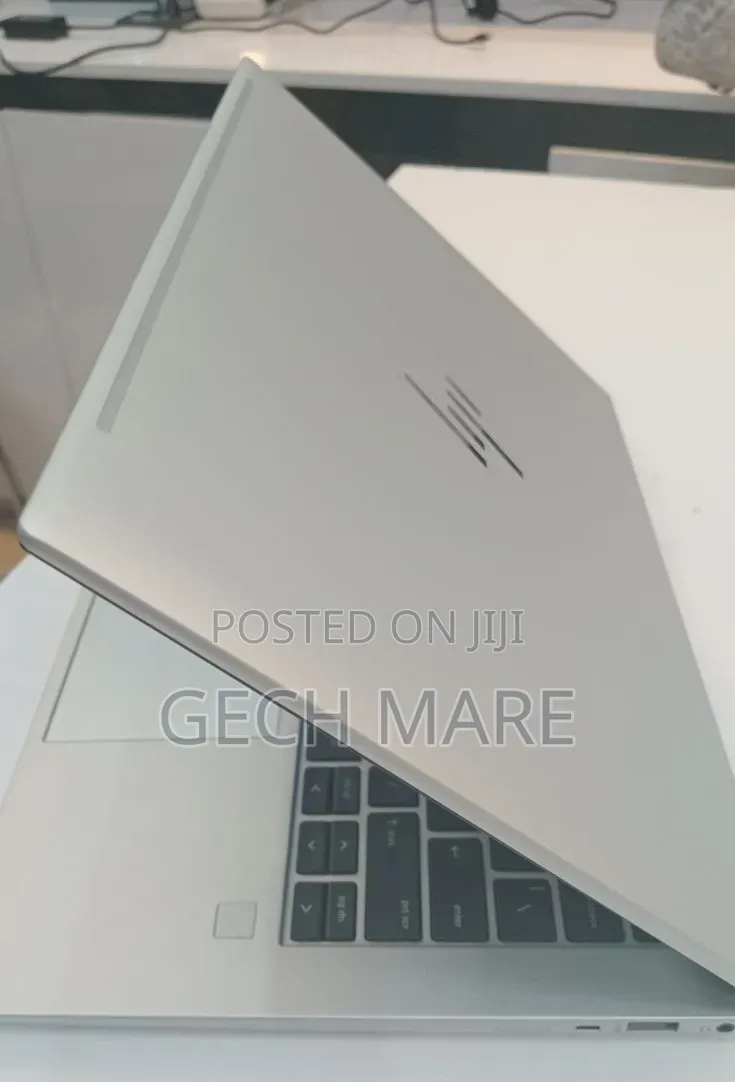 New Laptop HP EliteBook 840 G9 16GB Intel Core i7 SSD 512GB