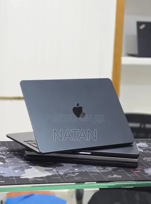 New Laptop Apple MacBook Air 2025 M4 16GB Apple M4 SSD 256GB