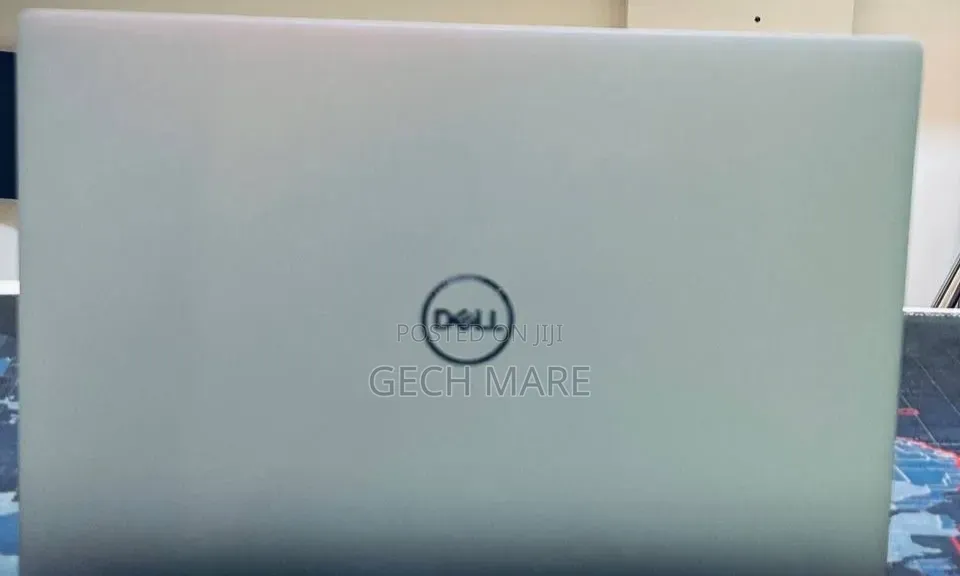 New Laptop Dell XPS 15 16GB Intel Core i5 SSD 512GB