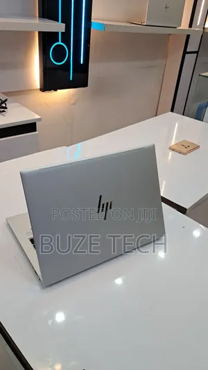 New Laptop HP EliteBook 840 G9 16GB Intel Core i5 SSD 512GB