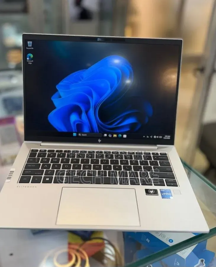 New Laptop HP EliteBook 840 G9 16GB Intel Core i5 SSD 512GB