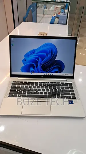 New Laptop HP EliteBook 840 G8 16GB Intel Core i7 SSD 512GB