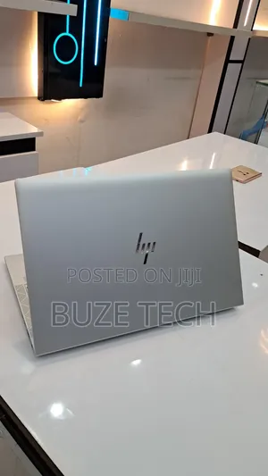 New Laptop HP EliteBook 840 G8 16GB Intel Core i7 SSD 512GB