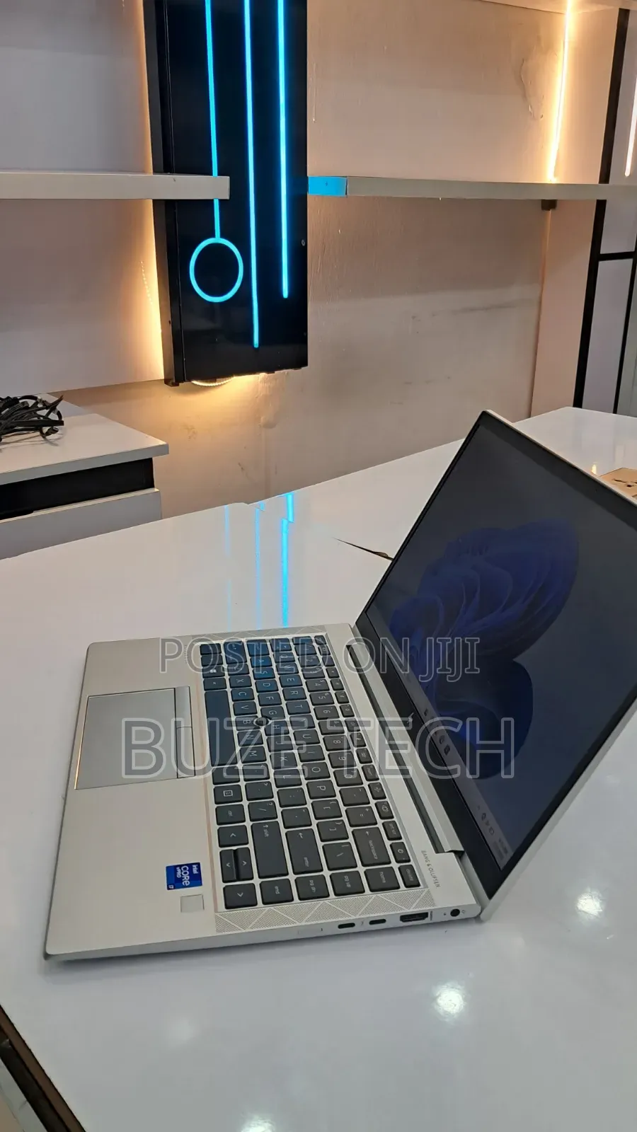 New Laptop HP EliteBook 840 G8 16GB Intel Core i7 SSD 512GB