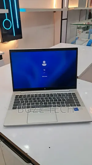New Laptop HP EliteBook 840 G8 16GB Intel Core i7 SSD 512GB