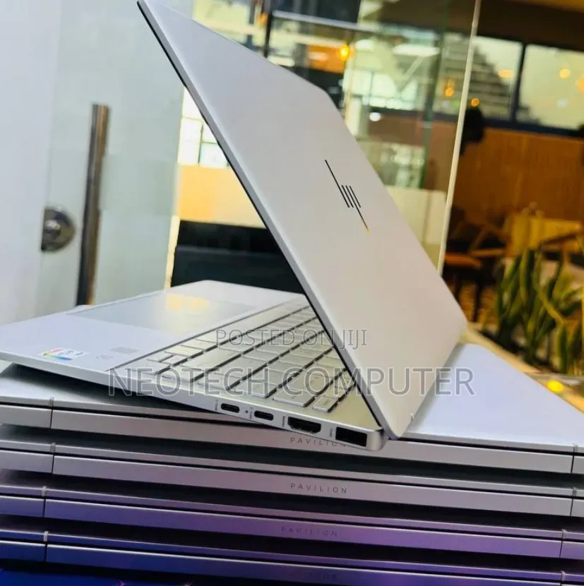 New Laptop HP Pavilion 14 16GB Intel Core i5 SSD 1T