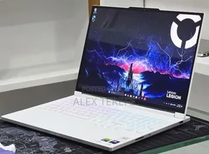 New Laptop Lenovo Legion 7 32GB Intel Core Ultra 7 SSD 1T