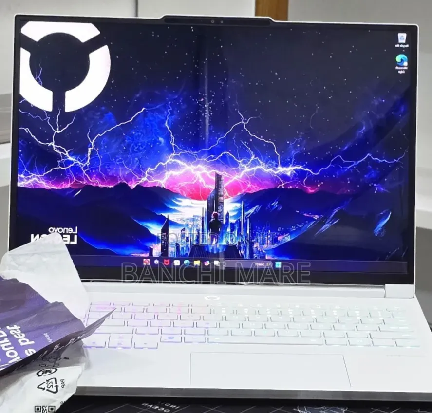 New Laptop Lenovo Legion 7 32GB Intel Core Ultra 7 SSD 1T