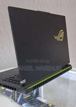 New Laptop Asus ROG Strix G15 16GB Intel Core i9 SSD 1T