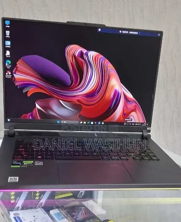 New Laptop Asus ROG Strix G15 16GB Intel Core i9 SSD 1T