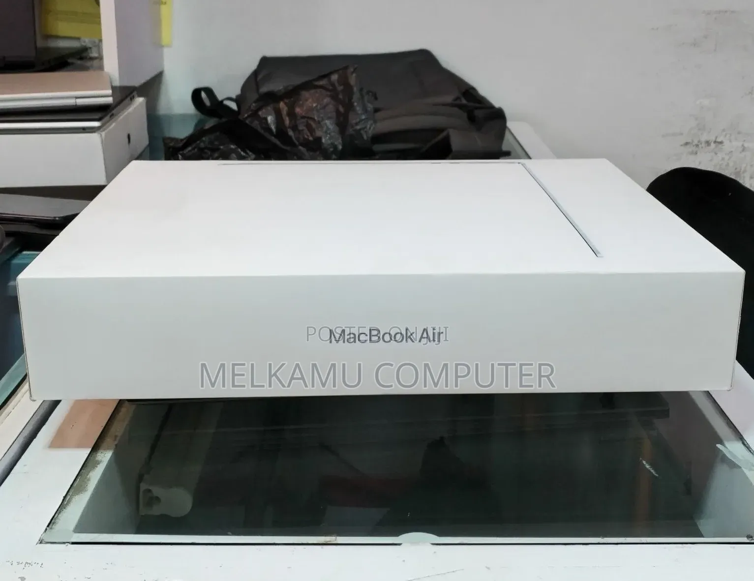 New Laptop Apple MacBook Air 2025 M4 16GB Apple M4 SSD 512GB
