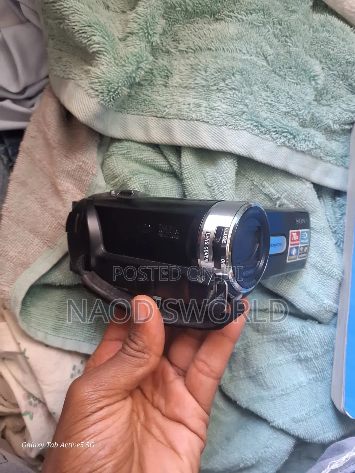 Sony Handycam DCR-SX22E (70x Zoom) - Vintage Y2K Camcorder