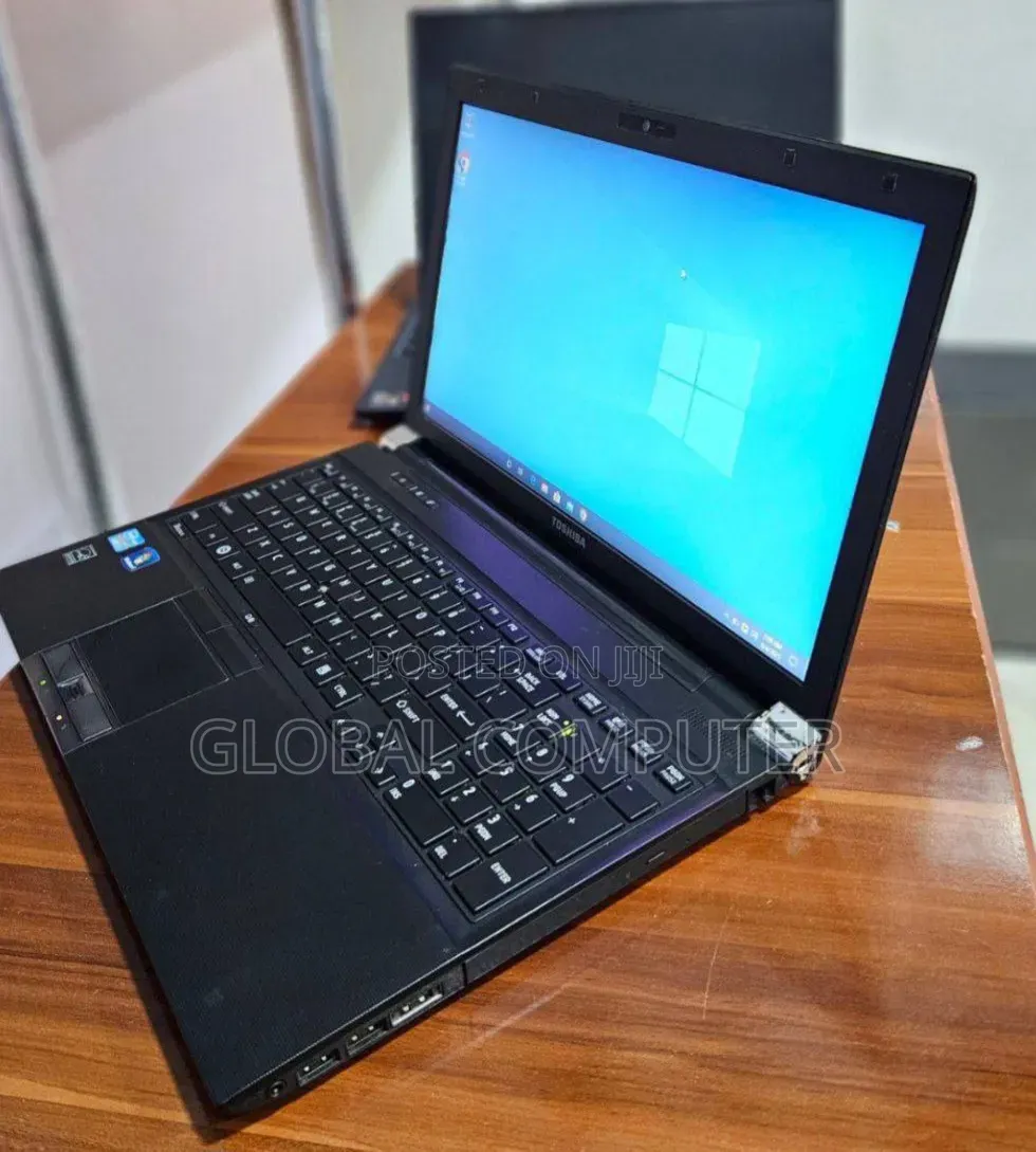 Laptop Toshiba Tecra A50 4GB Intel Core 2 Quad HDD 500GB