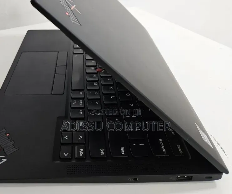 New Laptop Lenovo ThinkPad P14s 16GB Intel Core i7 SSD 512GB