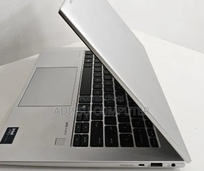 New Laptop HP EliteBook 840 16GB Intel Core Ultra 7 SSD 512GB