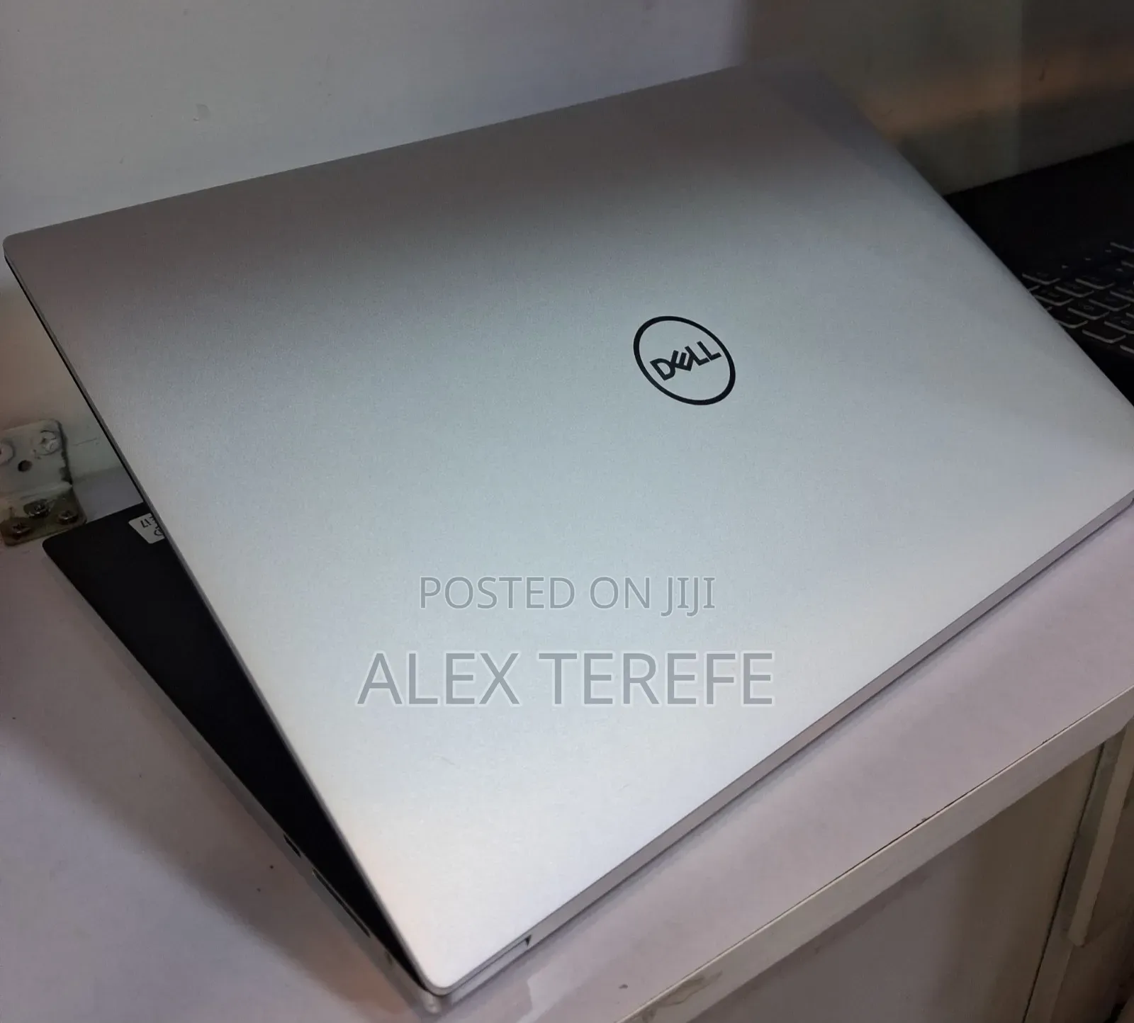 New Laptop Dell XPS 15 9500 16GB Intel Core i7 SSD 512GB