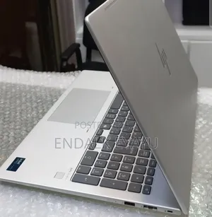 New Laptop HP EliteBook 640 G11 16GB Intel Core Ultra 7 SSD 512GB