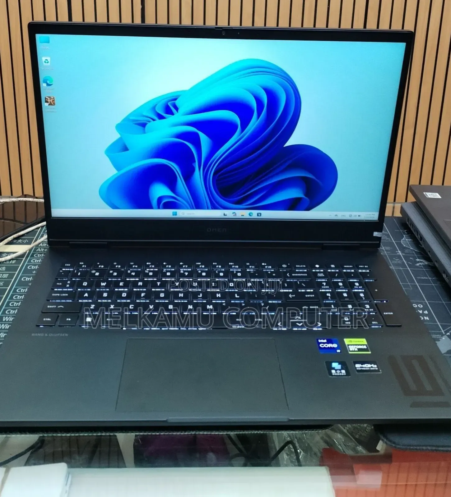 New Laptop HP Omen 16 16GB Intel Core i9 SSD 1T
