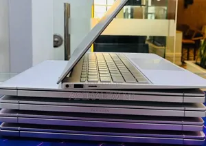 New Laptop HP Pavilion 14 16GB Intel Core i7 SSD 1T