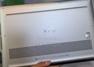New Laptop Dell XPS 15 9500 16GB Intel Core i7 SSD 512GB